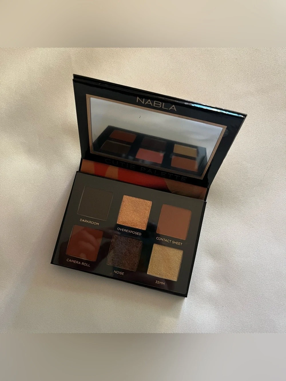 NABLA Analogue Cutie 6 Pan Vegan Eyeshadow Palette Full Size NWT
